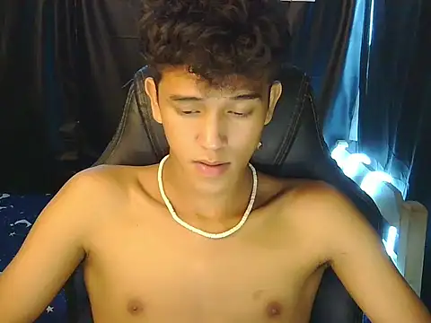 hugekenbigcock 웹캠 쇼