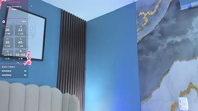 Онлайн чат XXX mia_cataleiya