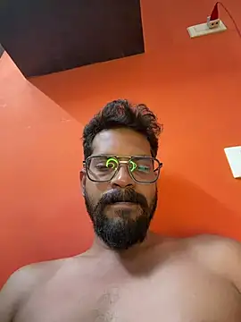 Stoner-boii-Cloudy-arhan webkamerás műsora