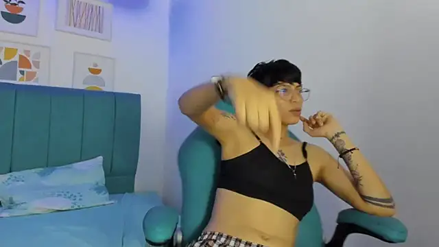 ivyheat3: онлайн-секс-чат