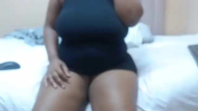 Czat XXX na żywo – ThickDiva99