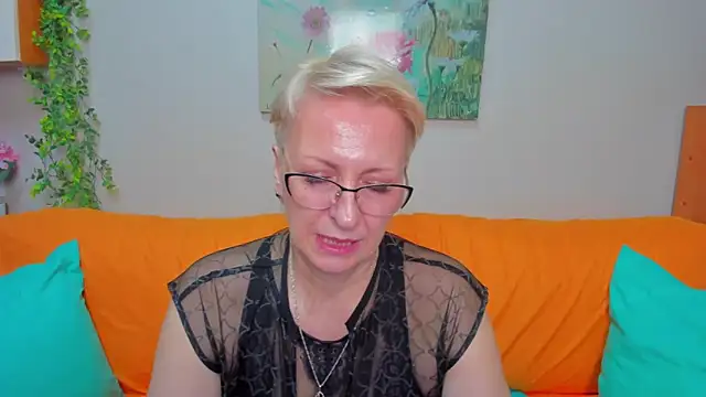 iamyourdream89: διαδικτυακό σόου στην κάμερα