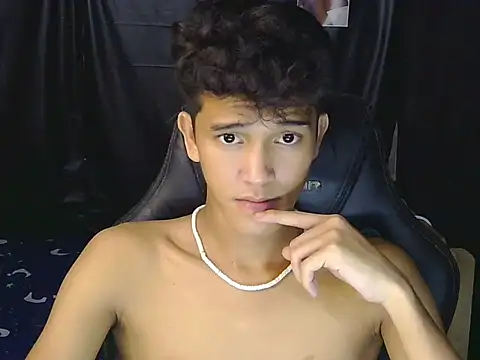 hugekenbigcock Live XXX-Chat