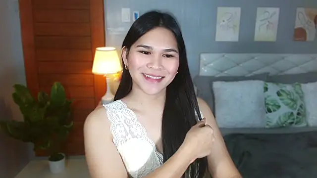 MichelleWild – Naživo XXX chat