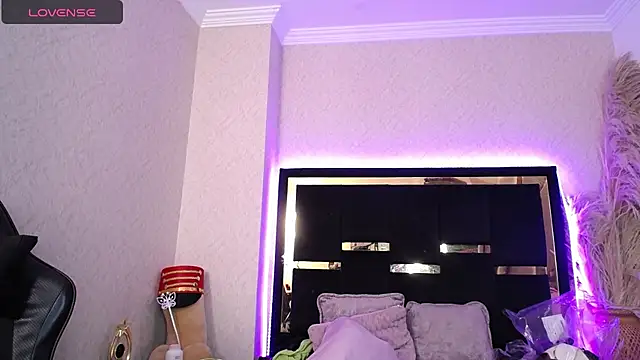 Moon_Water__'s Live XXX Chat