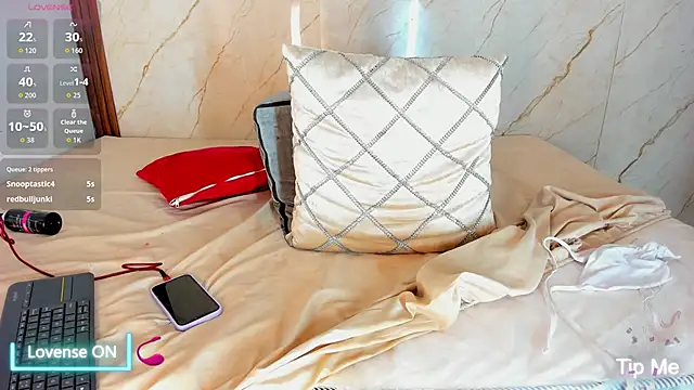 LucianaaMorena's Live XXX Chat