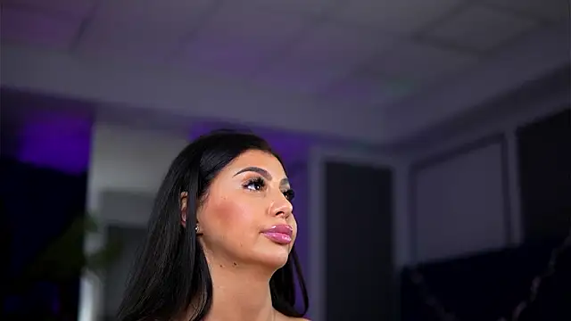 Chat +18 de MissMeganMoon ao vivo