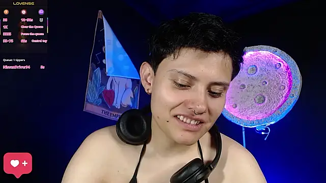 girl_intense444's Live XXX Chat