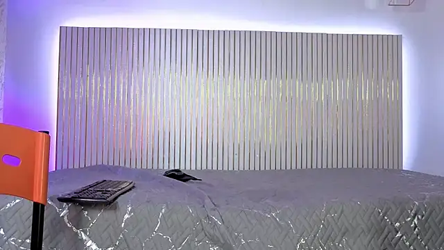 lala_angel: απευθείας συνομιλία ΧΧΧ