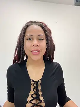 Chat +18 de HaileyDiana ao vivo