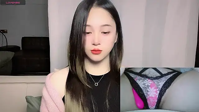 woaiqinqin's Live XXX Chat