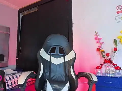 Ciara_HotTs' Webcam Show