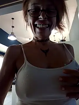 Chat XXX ao vivo de FrozenWaffle