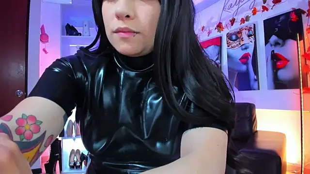 kayilyn: онлайн-секс-чат