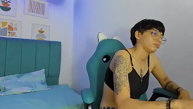 ivyheat3's Live XXX Chat