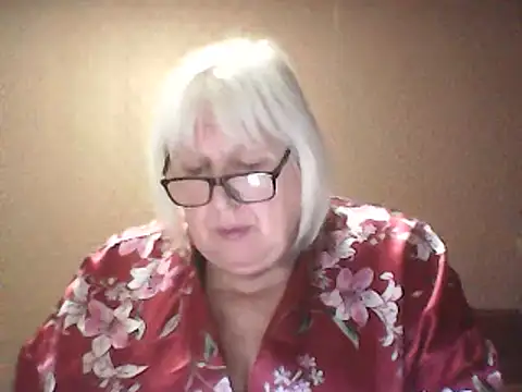 Chat +18 de Alexia64231 ao vivo