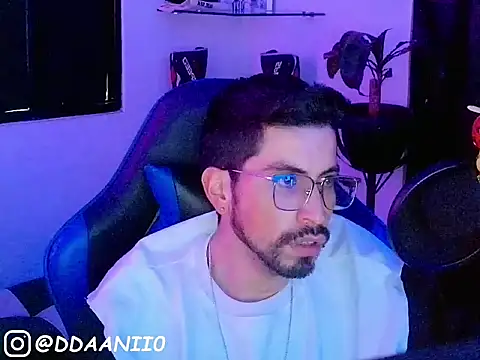 Webkamerová show ddaanii0