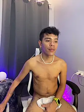 asian_darlingcummersxXx élő XXX-chatje