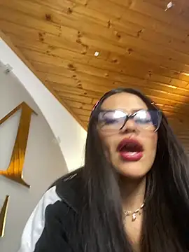 Chatroom XXX en direct de Cloe_pink1