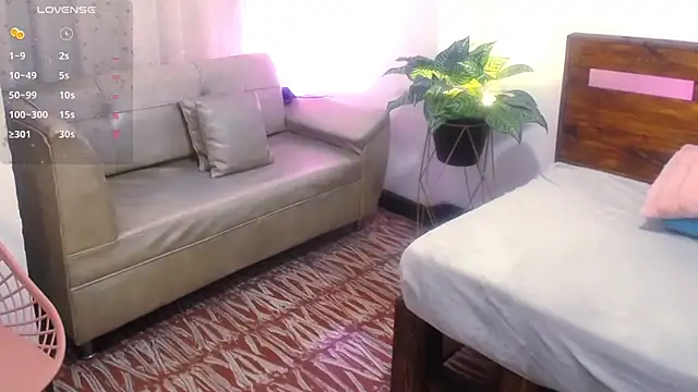 Yeseniaa25_ live XXX chat