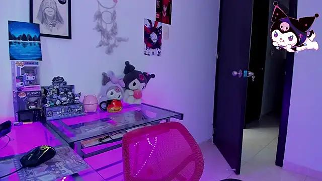 KeitaMoon Adlı Modelin Canlı XXX Sohbeti