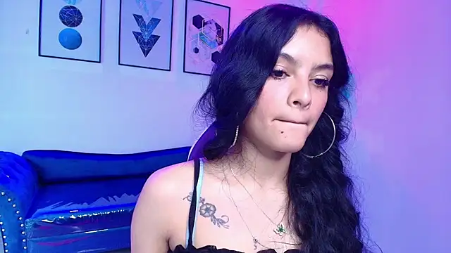 Maddie_T18 即時 XXX 聊天