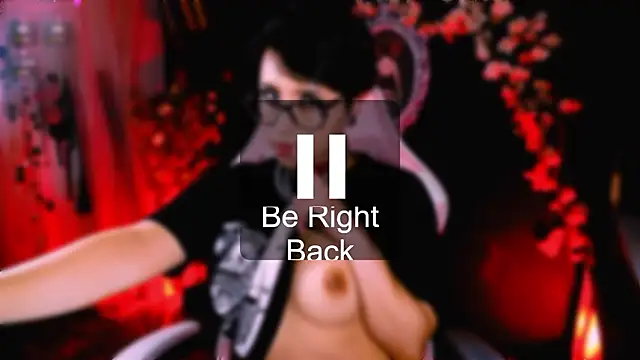 kitty_roxy Adlı Modelin Canlı XXX Sohbeti