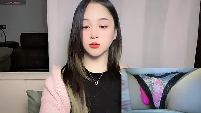 woaiqinqin's Live XXX Chat
