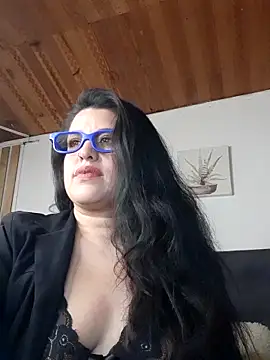 XXX chat uživo modela Andrea_secret_