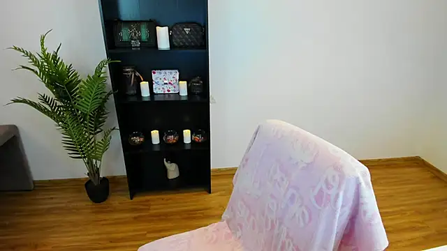 khloe_starrr Live XXX Chat