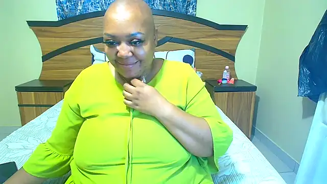 Queenxxxjesy élő XXX-chatje