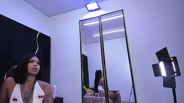 lissablaze's Live XXX Chat