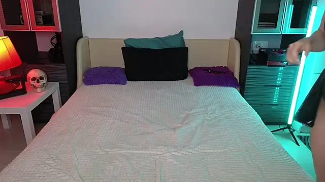 Lila_West Adlı Modelin Canlı XXX Sohbeti