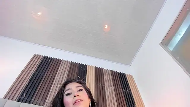 Nicolqueen_ élő XXX-chatje