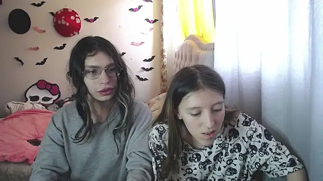 Briar_y_Blair: онлайн-секс-чат