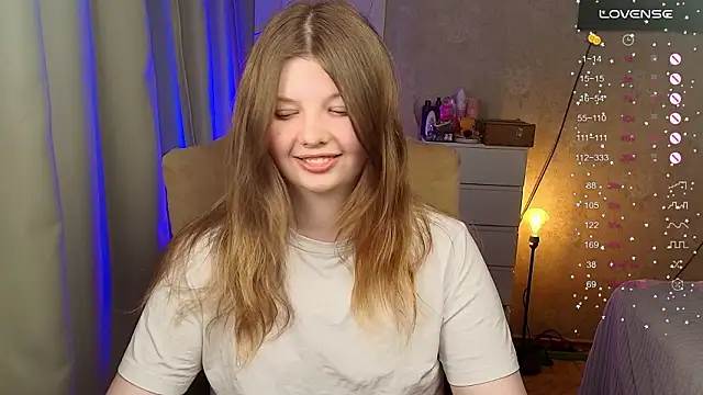 Vivian_cutie: онлайн-секс-чат