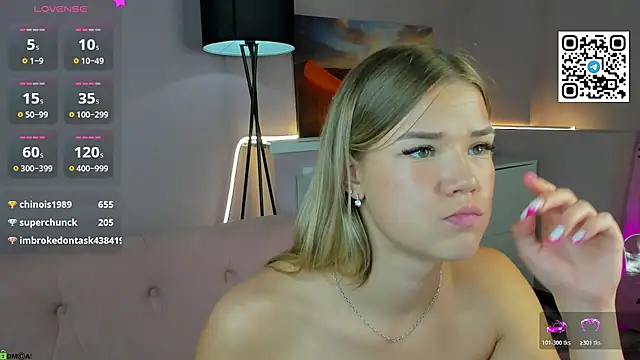 CherryLexi_'s Webcam Show