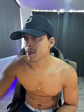 Онлайн чат XXX Liam_V