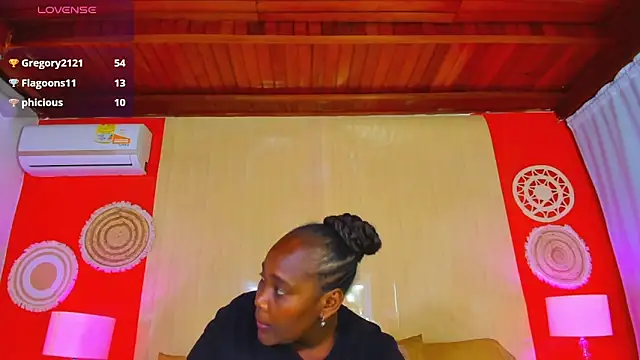 NikollSalasのライブXXXチャット