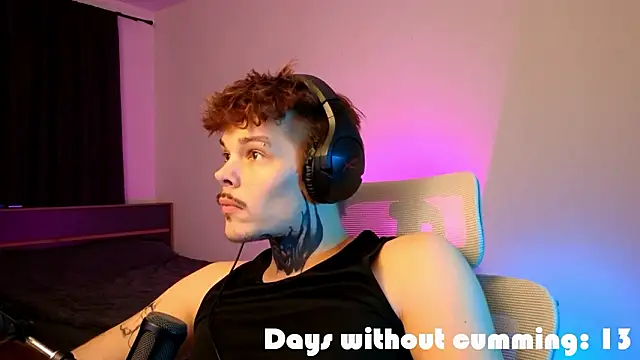 DENIS_HERE 在線直播表演