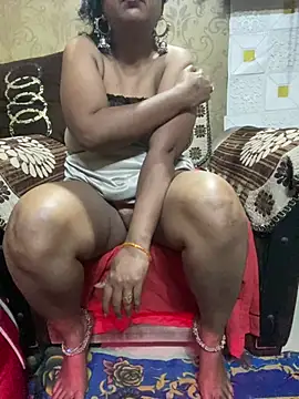 Meera_xxx Adlı Modelin Canlı XXX Sohbeti