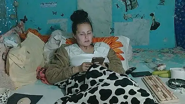 brighteyes77 – Live XXX-chat