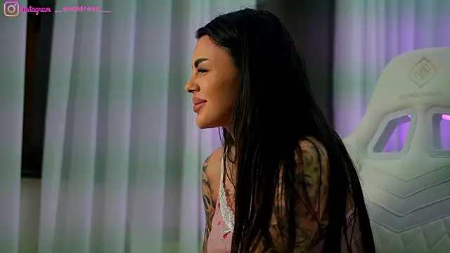 perfectt33n's Live XXX Chat