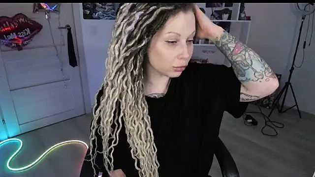 HoneySallyMoore Chat XXX in diretta