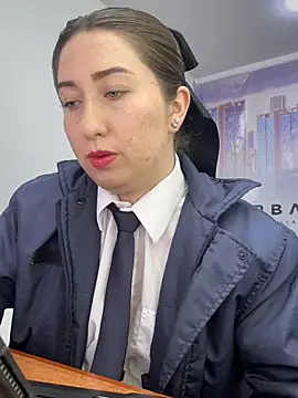 _Susy-Office1 Adlı Modelin Canlı XXX Sohbeti