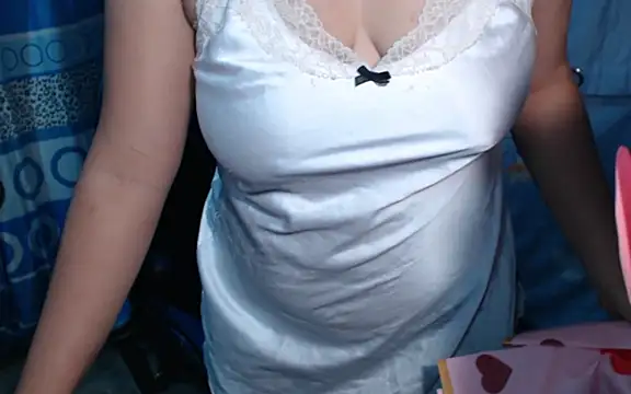 urlover_mae26 Adlı Modelin Canlı XXX Sohbeti