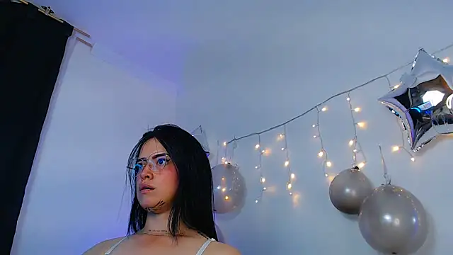 Isa_Maiden1 即時 XXX 聊天