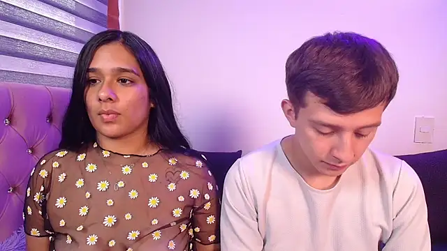 mae_nathan_ Show in webcam