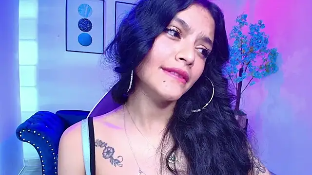 Maddie_T18 라이브 XXX 채팅