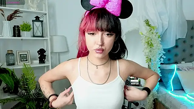 __Amiraa's Live XXX Chat